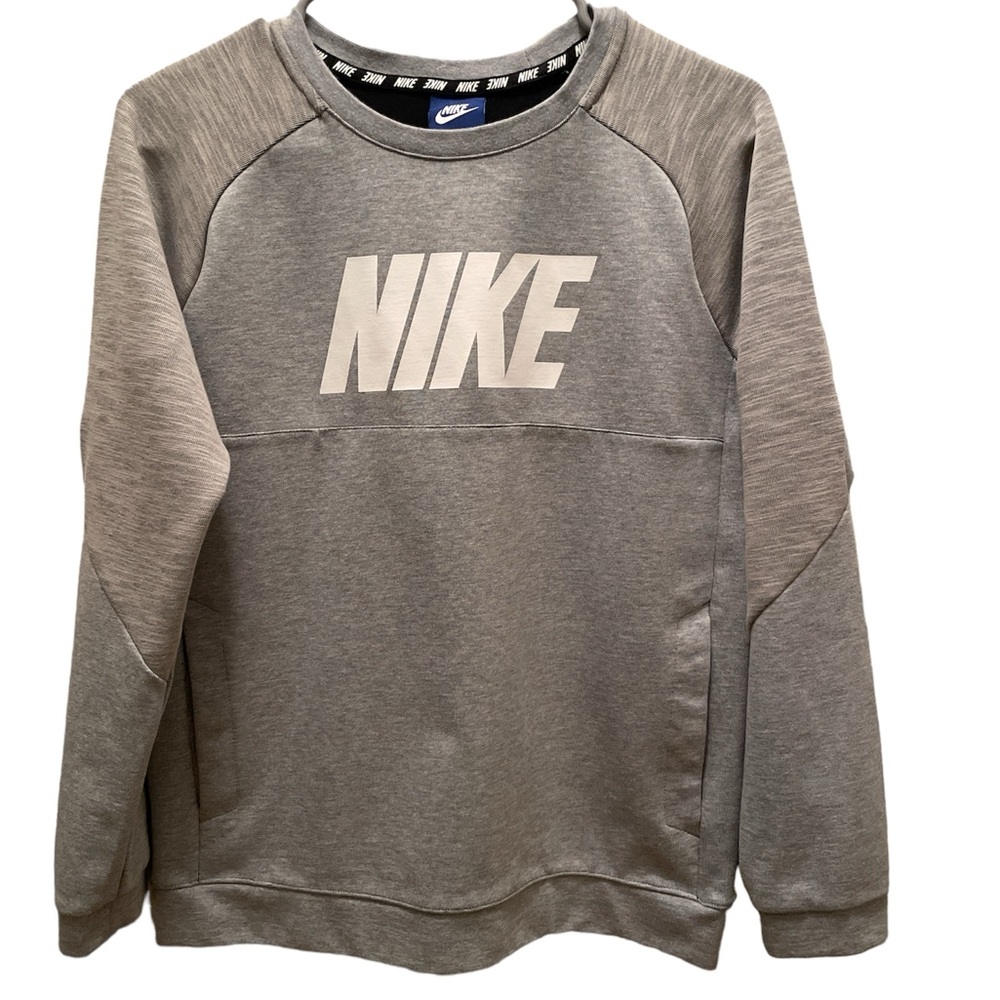 Nike Boys 2 Tone Pullover Sweatshirt with Pockets Size XL in Great Condition